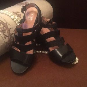 Nurture black leather wedge sandal. 8M